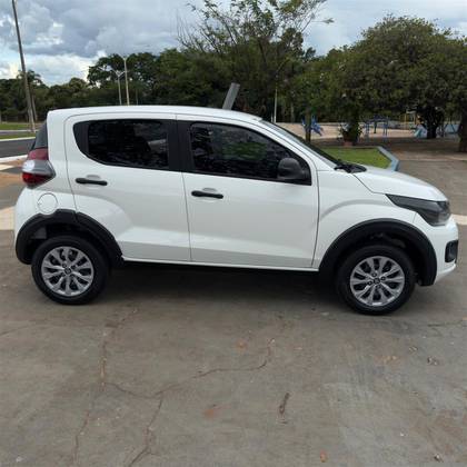FIAT MOBI 1.0 EVO FLEX LIKE. MANUAL